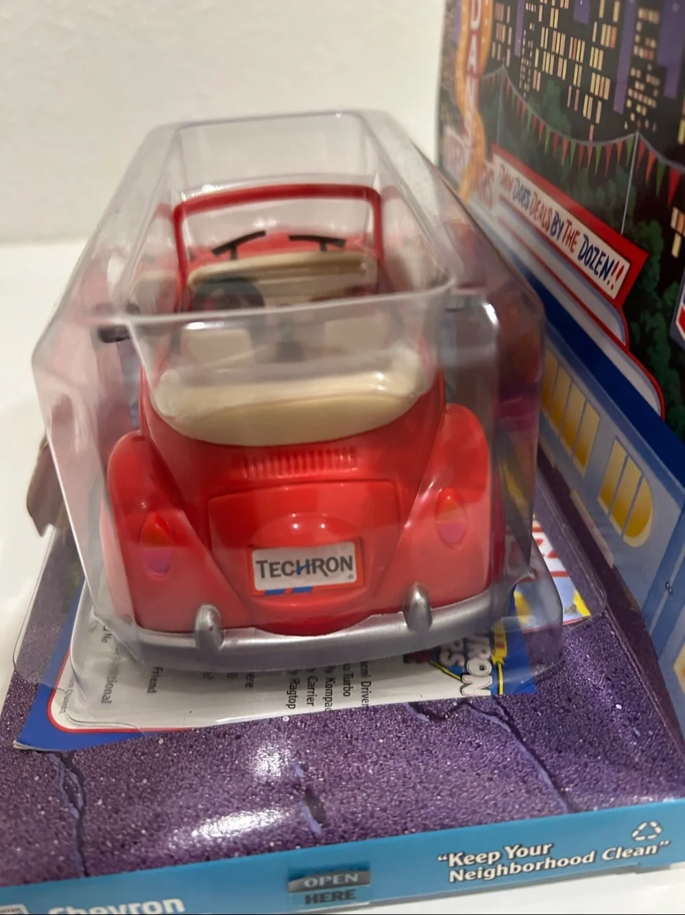 NWT Vintage 1999 Chevron Cars 